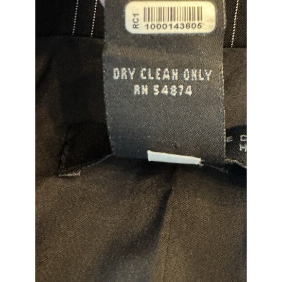 The Limited Stretch Women’s Black & White Pinstripe Blazer Jacket Size Medium - Picture 10 of 10